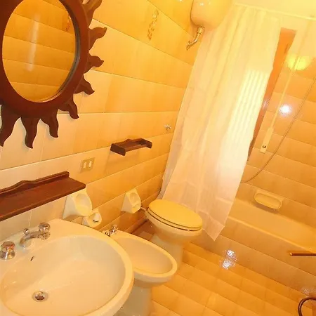 לינה וארוחת בוקר Casa Dolce Casa 3*